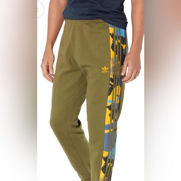 Adidas Camo Sweatpants - Picture 1 of 10